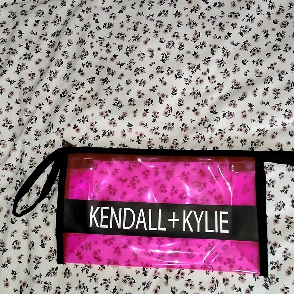 Kendall & Kylie Pink Floral Clear Pouch